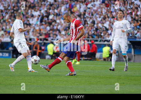 Atlético de Madrid defender Miranda (23), centre, lors de la finale de la Ligue des Champions : Real Madrid x Atlético de Madrid au stade de la Luz à Lisbonne, Portugal, le samedi 24 mai, 2014. Banque D'Images