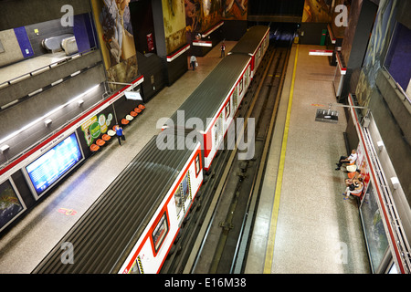 La station de métro Universidad de Chile centre-ville de Santiago du Chili Banque D'Images