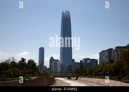 Gran torre costanera Santiago Chili Banque D'Images