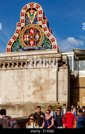 L'entrée de la station de Blackfriars, Londres, Angleterre Banque D'Images