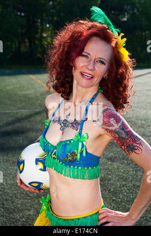 Football Burlesque Lady Banque D'Images