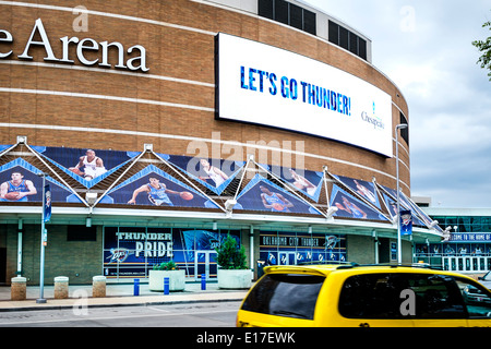 Le Chesapeake Arena, aussi connu sous le nom de "Peake' extérieur, accueil de Thunder basket-ball au centre-ville d'Oklahoma City, Oklahoma, USA. Banque D'Images