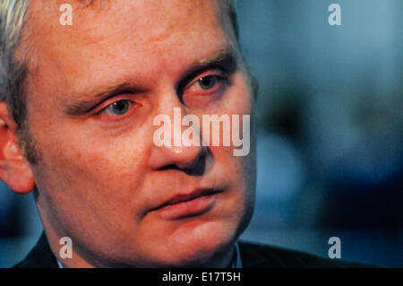 Belfast, Irlande du Nord. 26 mai 2014 - John McCallister, NI21's ancien leader adjoint après des démissions massives dans la nuit avant les élections européennes Crédit : Stephen Barnes/Alamy Live News Banque D'Images