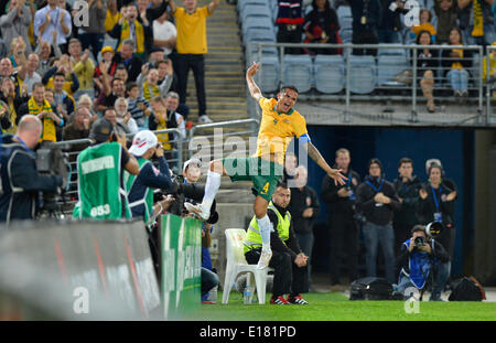 Sydney, Australie. 26 mai, 2014. Le capitaine Socceroos Tim Cahill célèbre son but lors de la Coupe du monde d'avant match amical entre l'Australie et l'Afrique de l'ANZ Stadium, Sydney. Le match se termine par un nul 1-1. Credit : Action Plus Sport/Alamy Live News Banque D'Images