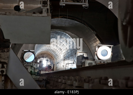 Tunnel optique, McMath-Pierce télescope solaire. Banque D'Images