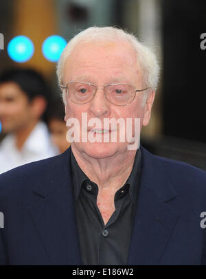 London, UK, UK. 8 juillet, 2010. Michael Caine assiste à la première mondiale de 'Création' à l'Odeon Leicester Square. © Ferdaus Shamim/ZUMA/ZUMAPRESS.com/Alamy fil Live News Banque D'Images