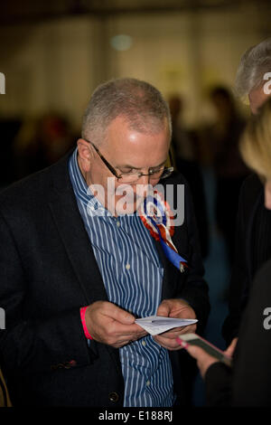 Belfast, Royaume-Uni. 26 mai, 2014. Danny Kennedy, l'UUP au crédit des résultats des élections : Bonzo/Alamy Live News Banque D'Images