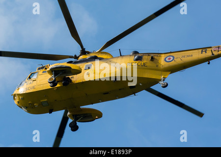 Hélicoptère de sauvetage en mer de l'air en vol Banque D'Images