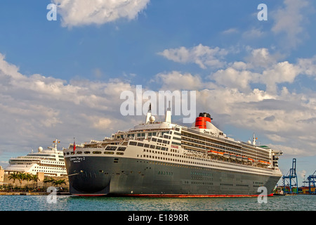 Queen Mary 2 Harbour Las Palmas de Gran Canaria Espagne Banque D'Images