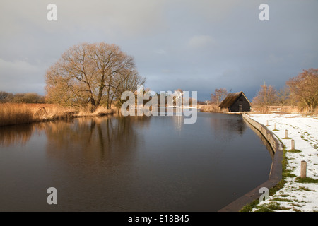 Les Norfolk Broads - Comment Hill Ludham, avec Clayrack moulin dans la distance. Banque D'Images