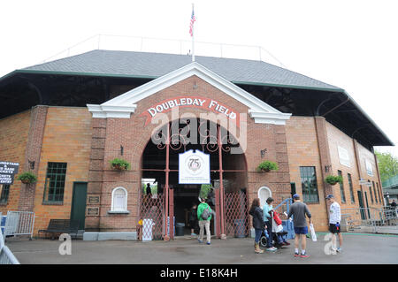 Cooperstown, New York, USA. 24 mai, 2014. Doubleday Field MLB : une vue générale au cours de la Classique de la renommée du baseball jeu à Cooperstown, New York, United States . © AFLO/Alamy Live News Banque D'Images