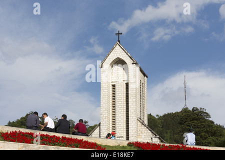 À côté de l'Église la place centrale de Sapa Banque D'Images