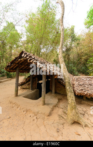Tunnels de Cu Chi Banque D'Images