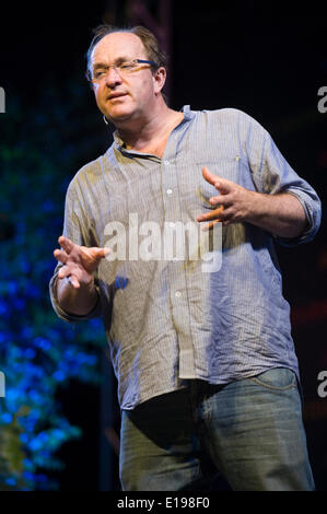 Hay-on-Wye au Pays de Galles UK Mardi 27 Mai 2014 William Dalrymple parlant de 'Princes & peintres à Delhi moghole, 1707-1857' le jour 6 de Hay Festival 2014 Hay-on-Wye Powys Pays de Galles UK Crédit : Jeff Morgan/Alamy Live News Banque D'Images