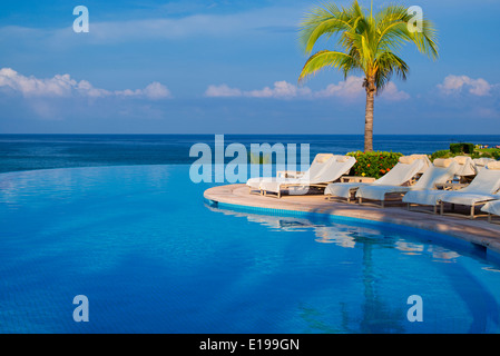 Piscine à Quatre Saisons. Punta Mita, au Mexique. Banque D'Images