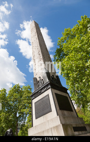 Cleopatra's Needle sur Victoria Embankment London. Banque D'Images