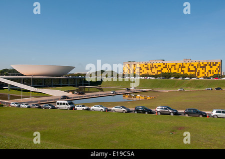 Vue sur le bâtiment du Congrès National du Brésil Brasilia Banque D'Images