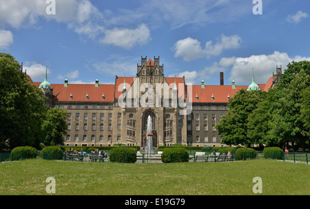 Amtsgericht Mariage, Bahnhofstraße, Mariage, Berlin, Deutschland Banque D'Images