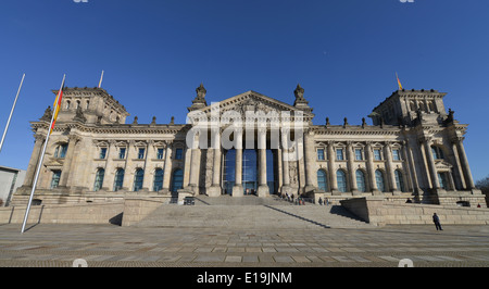 Le Reichstag, le Tiergarten, Berlin, Deutschland Banque D'Images