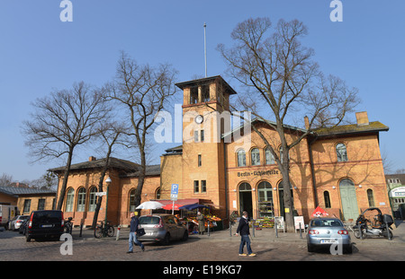 Bahnhof Lichterfelde-West, Hans-Sachs-Strasse, à Lichterfelde, Berlin, Deutschland Banque D'Images