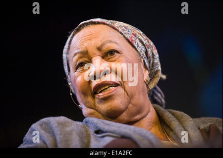 Toni Morrison, prix Nobel et ancien lauréat du prix Pulitzer, parlant de sa pièce Desdemona au Hay Festival 2014. ©Jeff Morgan Banque D'Images