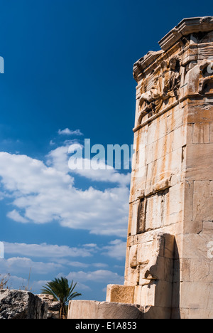 Athènes, Grèce. Tour des Vents, structure octogonale a été construite comme une horloge à eau et girouette au 1er siècle avant JC. Banque D'Images