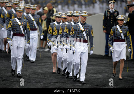 West Point, USA. 28 mai, 2014. Cadets assister à la remise des diplômes à l'Académie militaire de West Point, New York, États-Unis, le 28 mai 2014. Credit : Wang Lei/Xinhua/Alamy Live News Banque D'Images