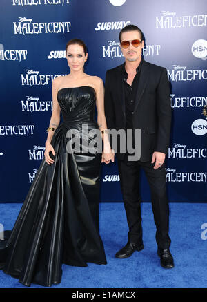 Los Angeles, Californie, USA. 28 mai, 2014. Angelina Jolie, Brad Pitt assistant à la Los Angeles Premiere de ''Maleficent'' tenue à l'El Capitan Theatre à Hollywood, Californie le 28 mai 2014. 2014 : Crédit D. Long/Globe Photos/ZUMAPRESS.com/Alamy Live News Banque D'Images