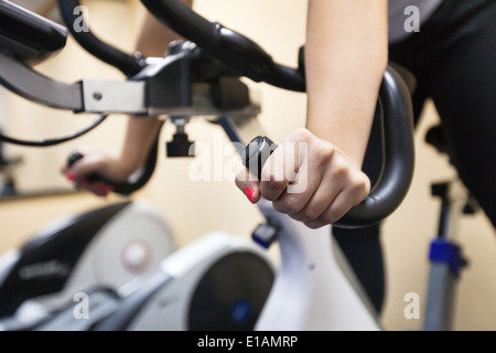 La formation dans un centre de remise en forme Banque D'Images