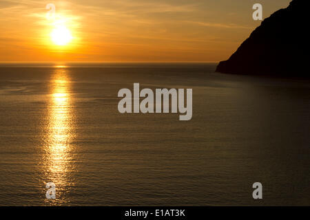 Le coucher du soleil, Viðoy, îles Féroé, Danemark Banque D'Images