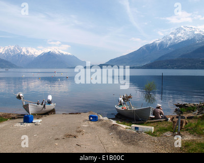 Lac de Côme, Italie : des images sur le bord du lac entre Dongo et Gravedona Banque D'Images