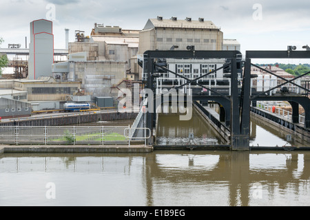 Élévateur à bateau Anderton , Anderton, Cheshire, près de Northwich. Au sud de Warrington Banque D'Images