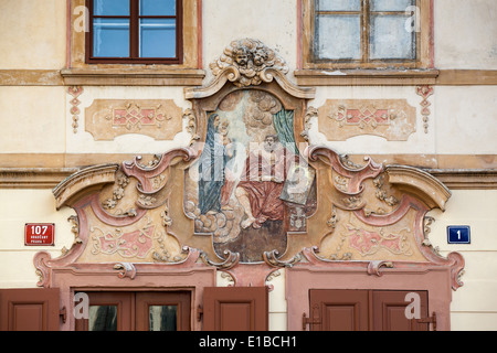 Fresque sur mur de U Cerného Vola (le boeuf noir) à la rue Loretanska, Prague, République Tchèque Banque D'Images