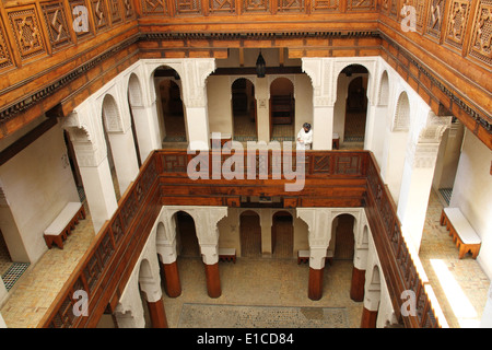 Musée national de Fes, Maroc avec sa magnifique architecture. La mosquée de Kairaouine officiellement Banque D'Images