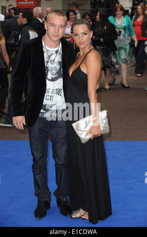 London, UK, UK. 15 Juin, 2009. Danielle Lloyd assiste à la première UK de 'Transformers : Revenge of the Fallen" à l'Odeon Leicester Square. © Ferdaus Shamim/ZUMA/ZUMAPRESS.com/Alamy fil Live News Banque D'Images