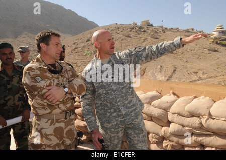 Le Lieutenant-colonel de l'armée américaine Jonathan Neumann, commandant du 1er Bataillon, 17e Régiment d'infanterie, 5e Brigade Combat Team, 2e Infan Banque D'Images