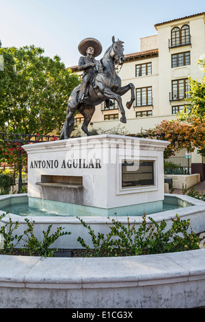 Statue célèbre Don Antonio Aguilar dans le centre-ville de Los Angeles. Banque D'Images