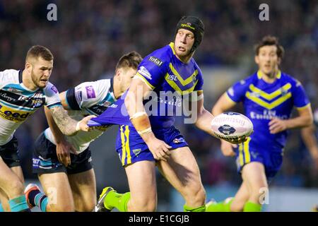 Warrington, Royaume-Uni. 30 mai, 2014. Les loups de Warrington prop Chris Hill en action lors de la Super League match de rugby entre Warrington Wolves et Leeds Rhinos du stade Halliwell Jones. Credit : Action Plus Sport/Alamy Live News Banque D'Images