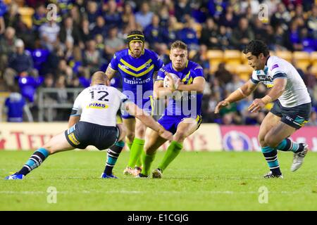 Warrington, Royaume-Uni. 30 mai, 2014. Centre de Leeds Rhinos Carl Ablett en action lors de la Super League match de rugby entre Warrington Wolves et Leeds Rhinos du stade Halliwell Jones. Credit : Action Plus Sport/Alamy Live News Banque D'Images