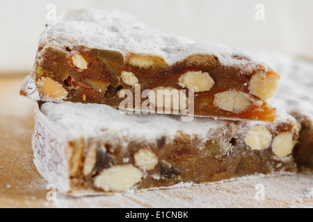 Panforte, le traditionnel gâteau de Sienne, Italie Banque D'Images
