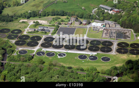 Vue aérienne d'un bassin d'eaux usées dans le Lancashire Banque D'Images