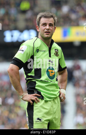 Londres, Royaume-Uni. 31 mai, 2014. Stephen Myler de Northampton dans humeur contemplative au cours de l'Aviva Premiership match final entre les Tonga et les Sarrasins au stade de Twickenham. Credit : Action Plus Sport/Alamy Live News Banque D'Images