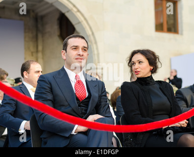 Tbilissi, Géorgie - 17 novembre : Le ministre de la Défense géorgien Irakli Alasania et sa femme Pandzhikidze Natia lors de l'inauguration de Banque D'Images