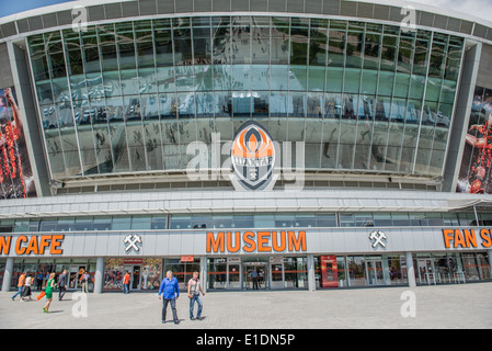 La Donbass Arena ou Donbas Arena Stadium à Donetsk, Ukraine Banque D'Images