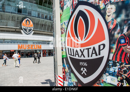 La Donbass Arena ou Donbas Arena Stadium à Donetsk, Ukraine Banque D'Images