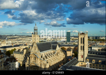 France, Paris, Quartier Latin, la Tour Clovis d'Henri 4 et de l'école Saint Etienne du mont Church Banque D'Images