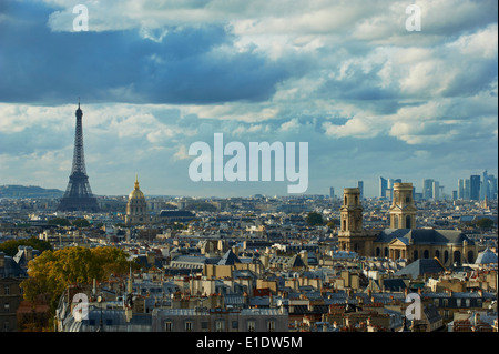 France, Paris, église Saint-Sulpice, Tour Eiffel et Hôtel des Invalides Banque D'Images