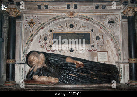 Tombe d'une noble dame Tudor dans la cathédrale de Gloucester, fondée en tant qu'Abbaye en Saxe fois Banque D'Images