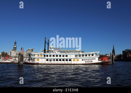 La Mississippi Queen à aubes à Hambourg, Allemagne. Banque D'Images