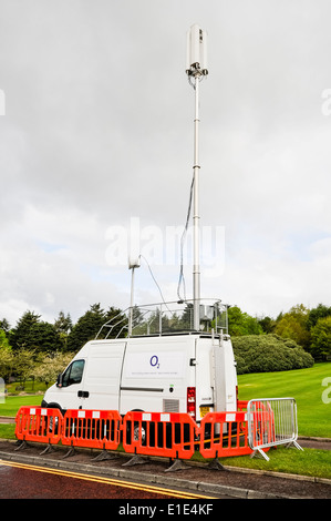 Un téléphone mobile GSM mobile, l'unité d'urgence déployées là où la couverture cellulaire est nécessaire. Banque D'Images